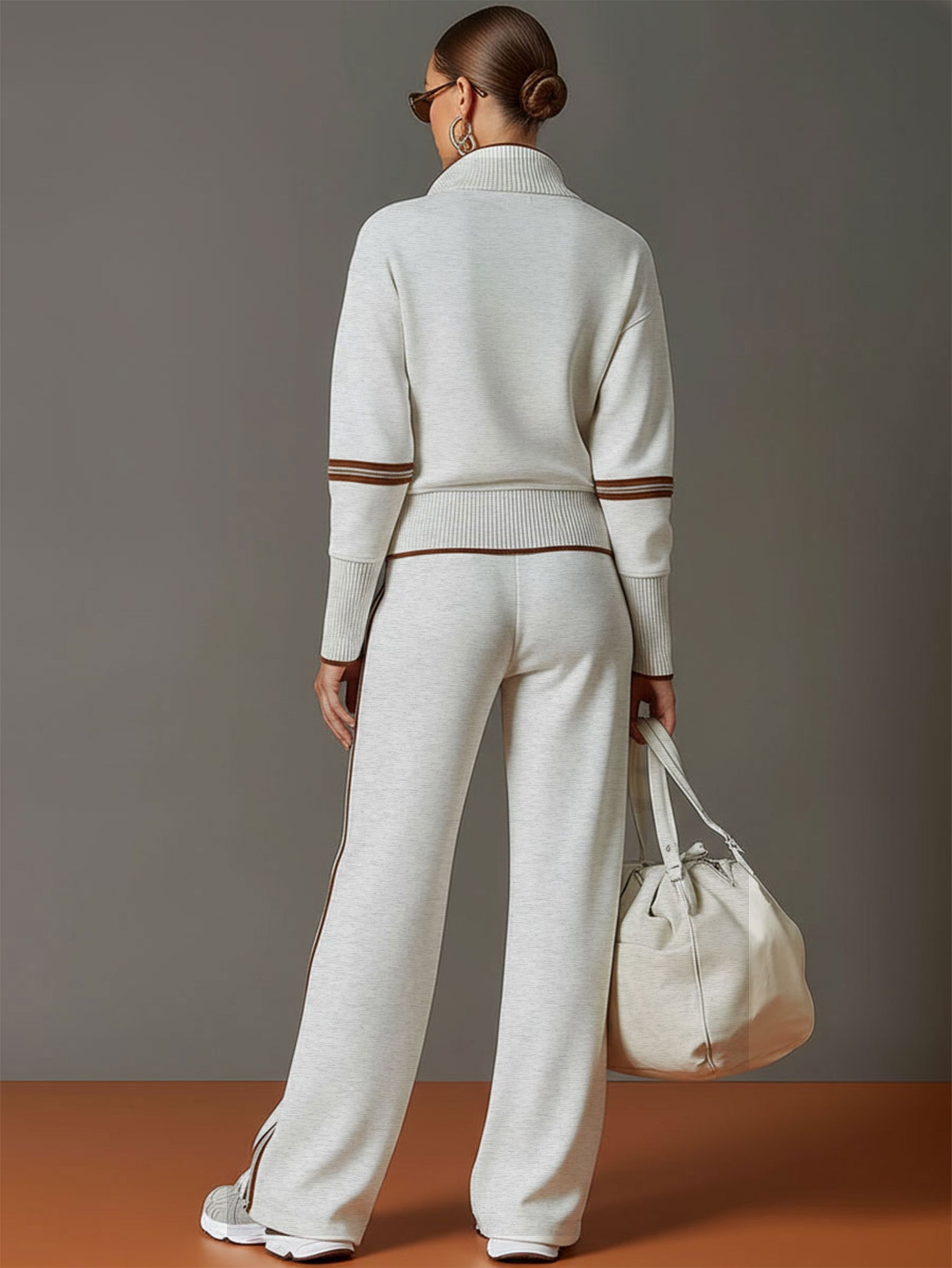 Retro Sporty Set | Half-Zip Sweatshirt and Wide-Leg Pants 4
